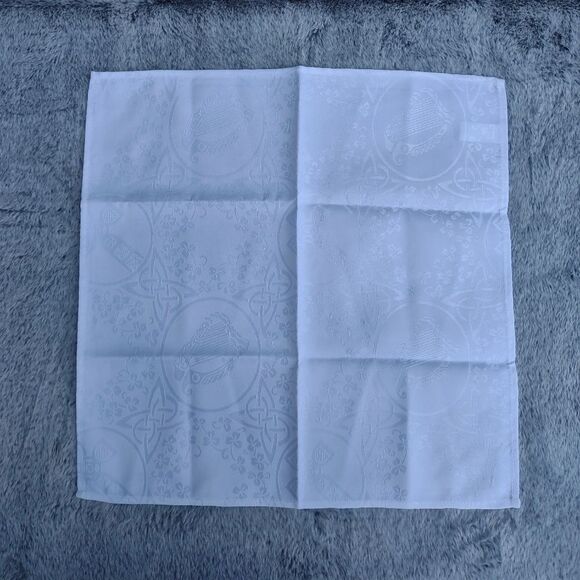 WHITE Embossed Cloth Napkins Set of 4 - Picture 2 of 8